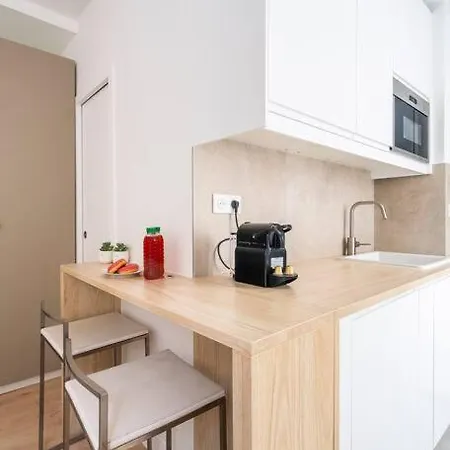 Au Centre De - Musee Grevin - Ii Διαμέρισμα *