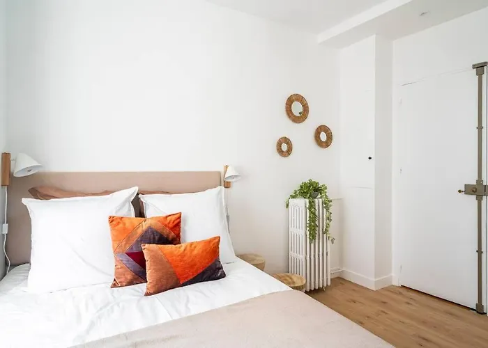 Au Centre De - Musee Grevin - Ii Διαμέρισμα Παρίσι